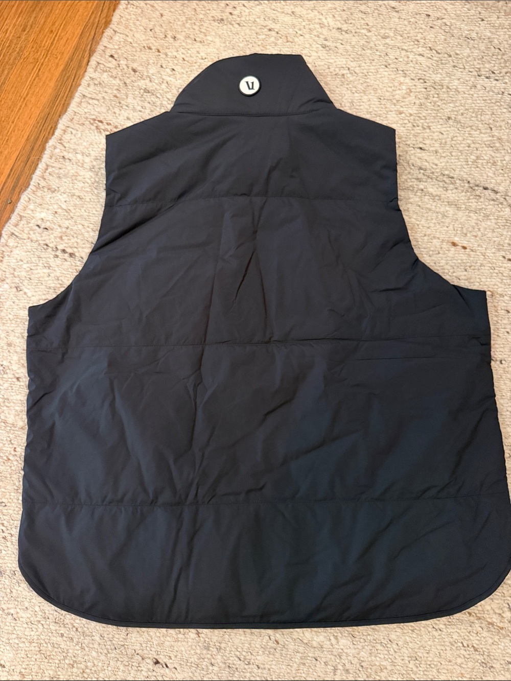 Vuori Women’s Canyon Insulated Vest - Black XL - Picture 4 of 6